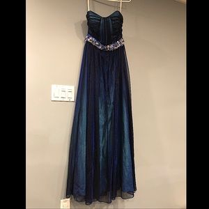 Size 8 floor length dress!